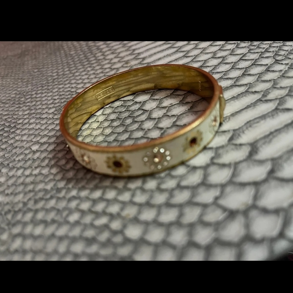 BEAUTIFUL UNIQUE COACH BRACLET CUFF - Picture 4 of 4